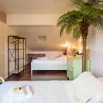 Le Nid Des Ailes Piscine Jardin Parking Centre-ville Appartement Millau