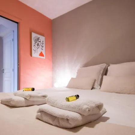 Le Nid Des Ailes Piscine Jardin Parking Centre-ville מילאו