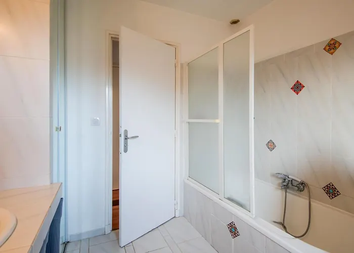 Le Nid Des Ailes Piscine Jardin Parking Centre-ville Apartman *