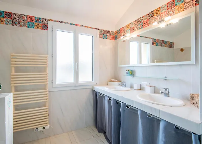 Le Nid Des Ailes Piscine Jardin Parking Centre-ville *